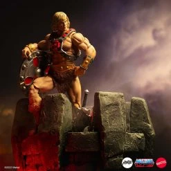 He-Man Deluxe 1/6 Scale Figure - Mondo Exclusive Timed Edition Toys