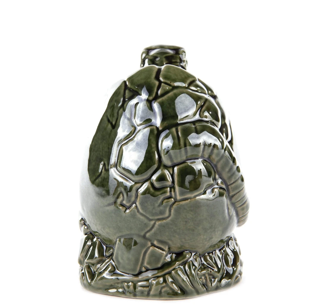 Mondo Jurassic Park – Baby Raptor Tiki Mug (Isla Nublar Variant) 5 Mondo Jurassic Park – Baby Raptor Tiki Mug (Isla Nublar Variant)