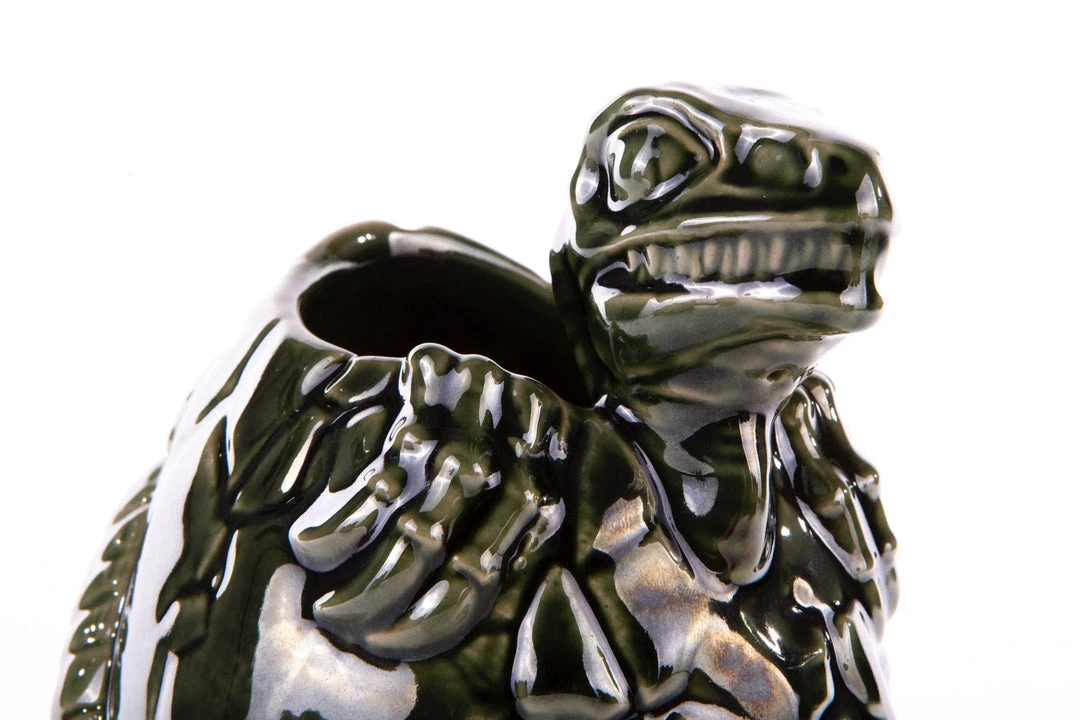 Mondo Jurassic Park – Baby Raptor Tiki Mug (Isla Nublar Variant) 16 Mondo Jurassic Park – Baby Raptor Tiki Mug (Isla Nublar Variant)