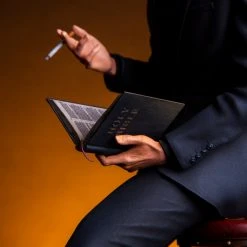 Mondo Toys PREACHER: Jesse Custer & Cassidy Statue Set Exclusive