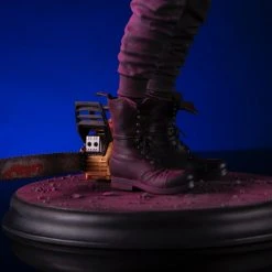 Mondo Toys PREACHER: Jesse Custer & Cassidy Statue Set Exclusive