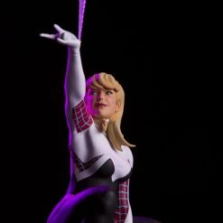 Mondo Spider-Man – Spider-Gwen Statue Exclusive Toys
